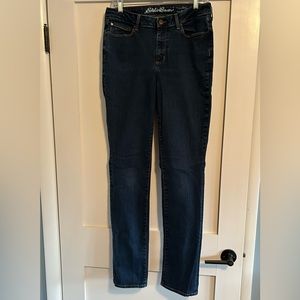 Eddie Bauer 10 Tall Curvy Straight Leg Jeans